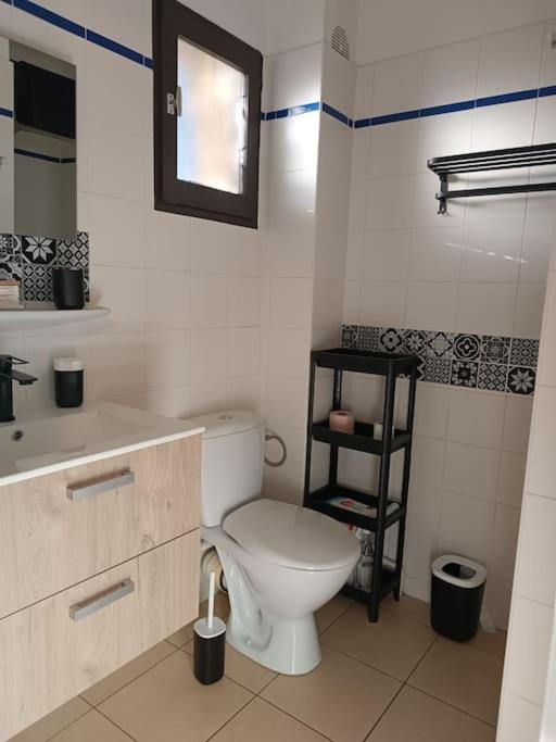 Studio Renove Dans Residence De Vacances Avec Grande Piscine Chauffee, Parking Et Terrasse Agde Buitenkant foto
